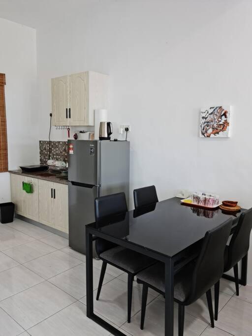 Full Moon Apartment Kuah Luaran gambar