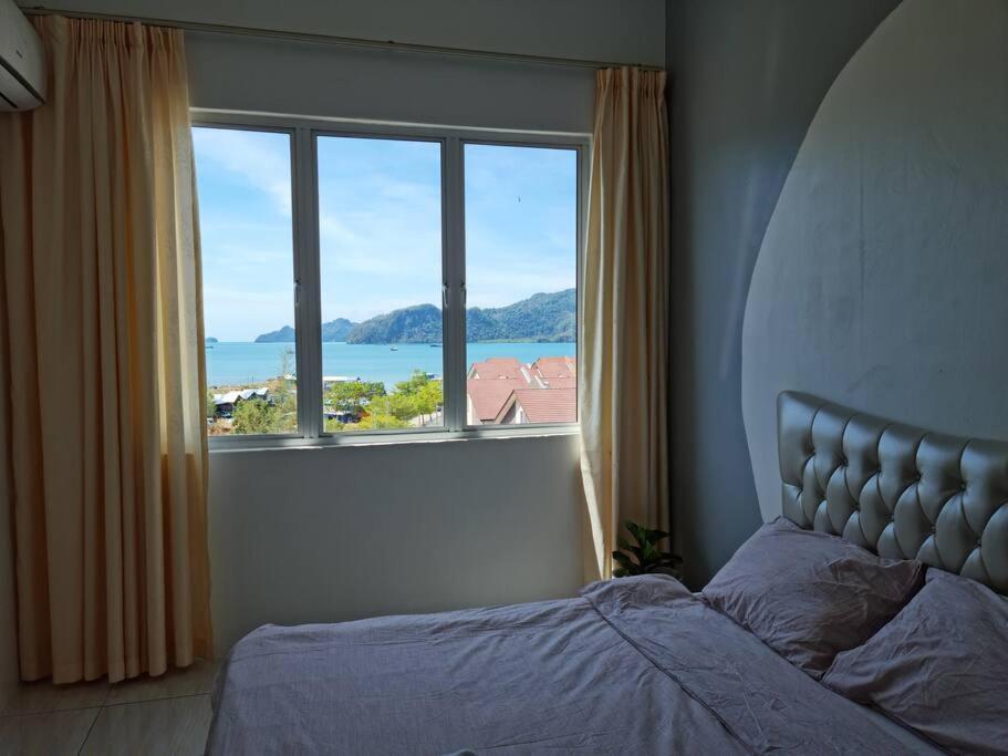 Full Moon Apartment Kuah Luaran gambar